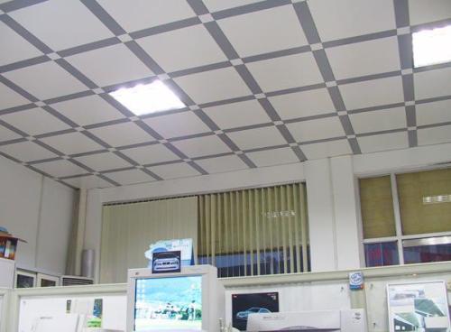 鋁扣板學校餐廳吊頂-學校醫院吊頂為什么要選鋁扣板吊頂