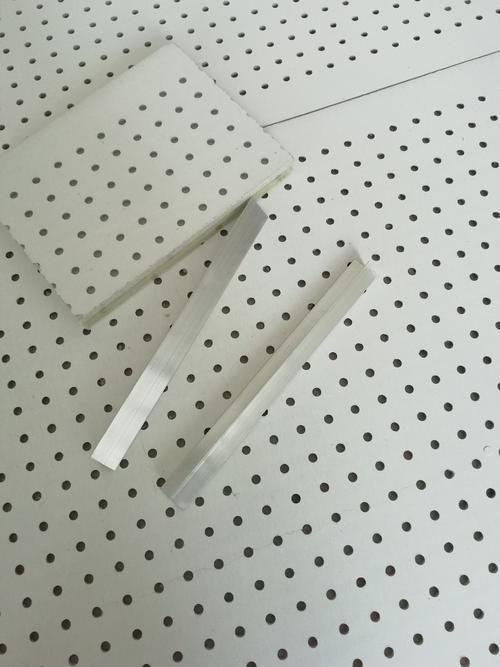 噴涂鋁扣板-廣東鋁天花廠家這就來解答鋁扣板的處理工藝有哪些